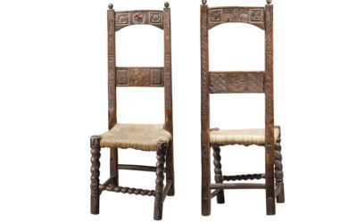 Deux chaises de dentellière du Velay
