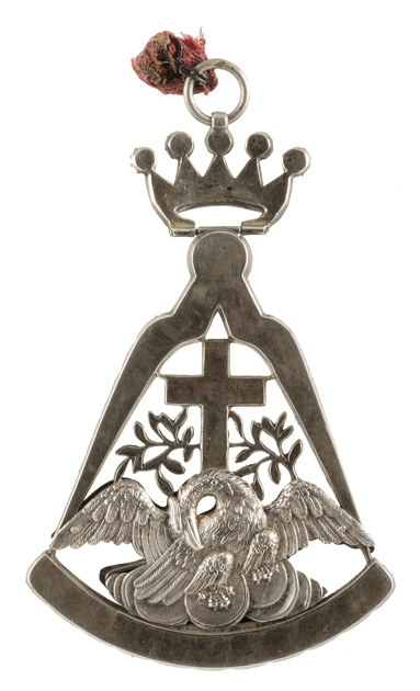 Bijou de Chevalier Rose-Croix aux trois couleurs du grade.